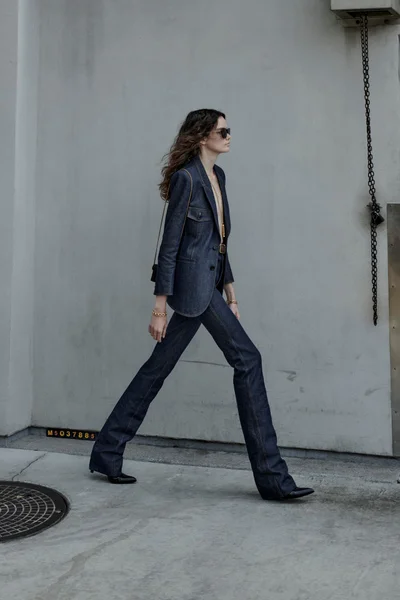 Look 1